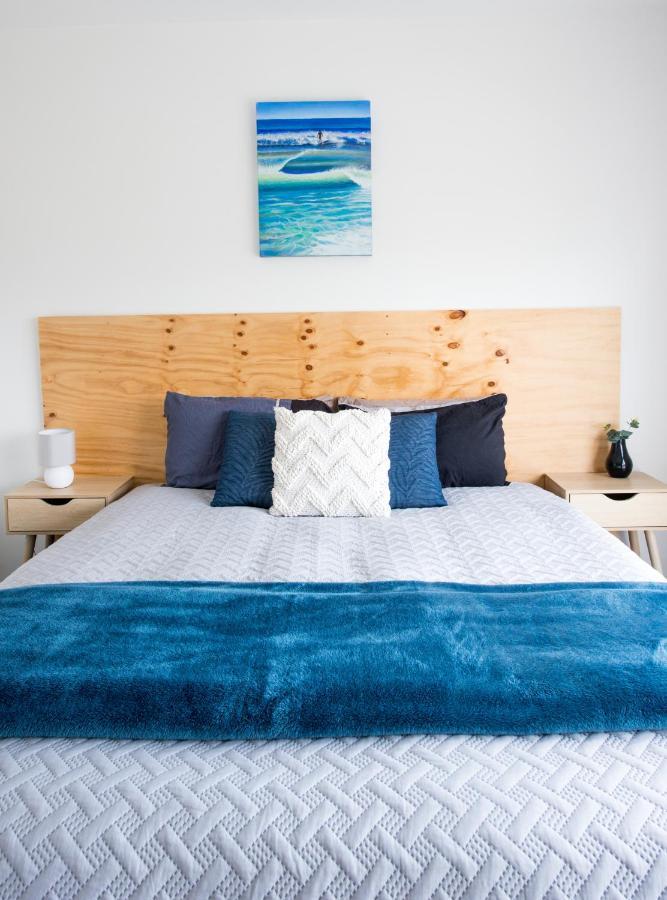 Surf N Stay Whangamata Exterior foto